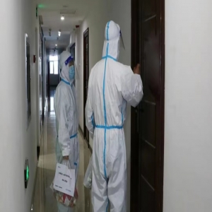 免費(fèi)為業(yè)主“跑腿兒” | 隆泰物業(yè)筑牢疫情防控“紅色堡壘”